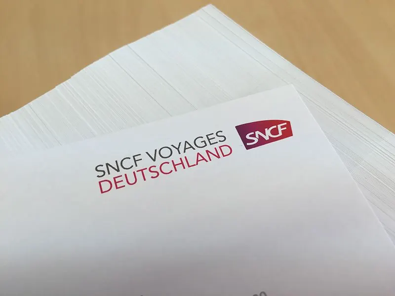 Geschäftspapier mit Logo-Druck